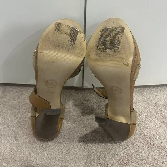 Michael Kors Tan Astor Quarter Strap Platform Heels Women’s Size 7.5 - Picture 5 of 6